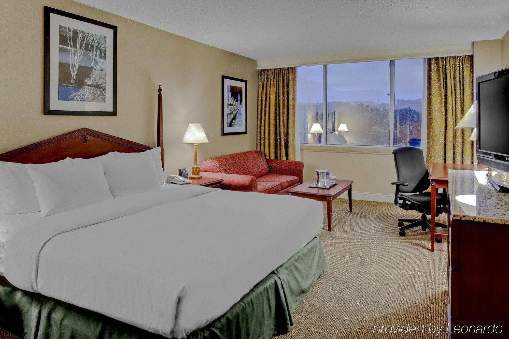 Doubletree Birmingham Perimeter Park Hotel Room photo